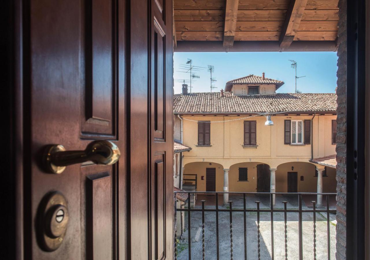 B&B La Corte And Home Restaurant - Free Parking - 10 Minutes To The Lake And Centre Como Luaran gambar