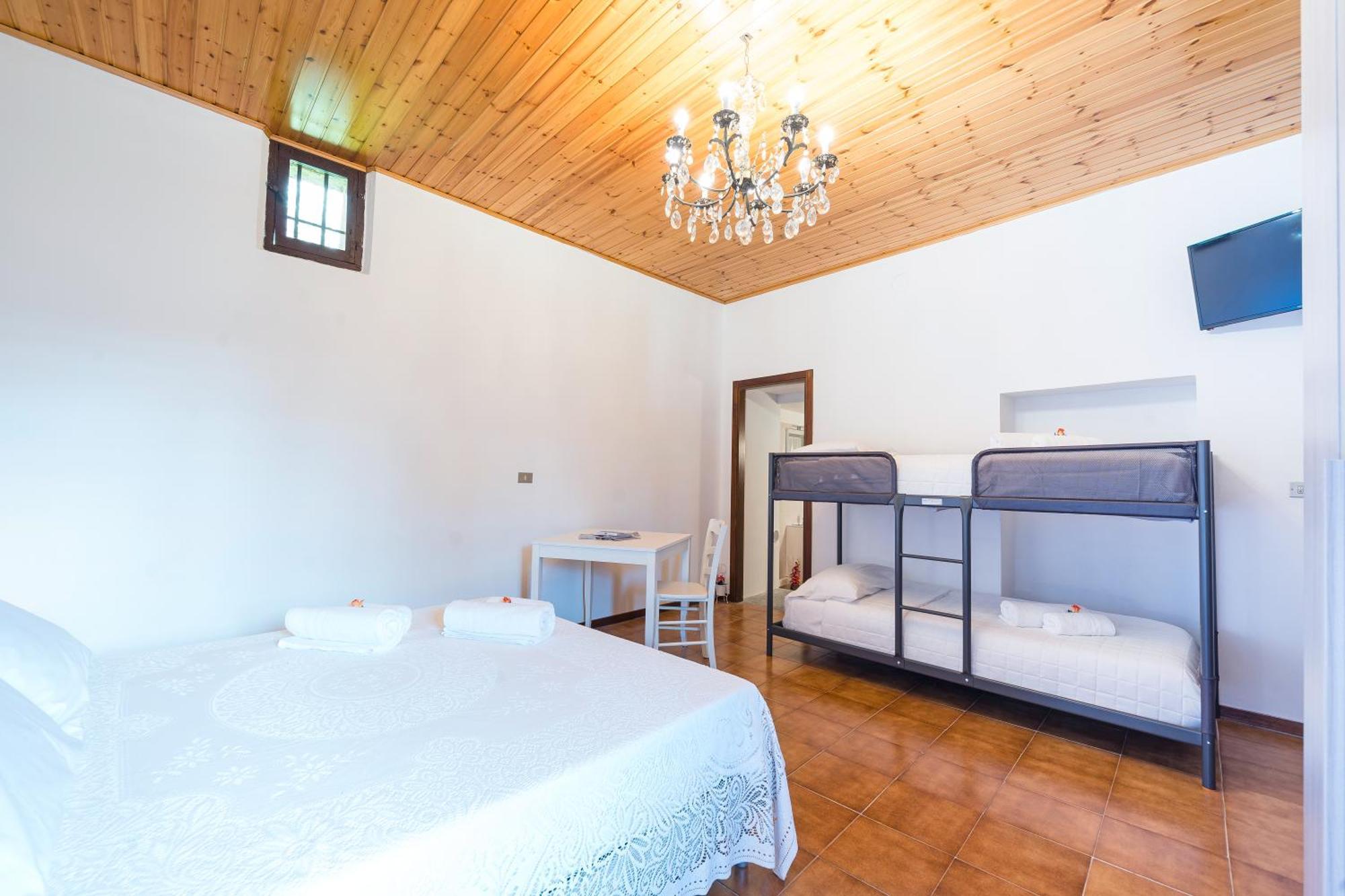 B&B La Corte And Home Restaurant - Free Parking - 10 Minutes To The Lake And Centre Como Luaran gambar