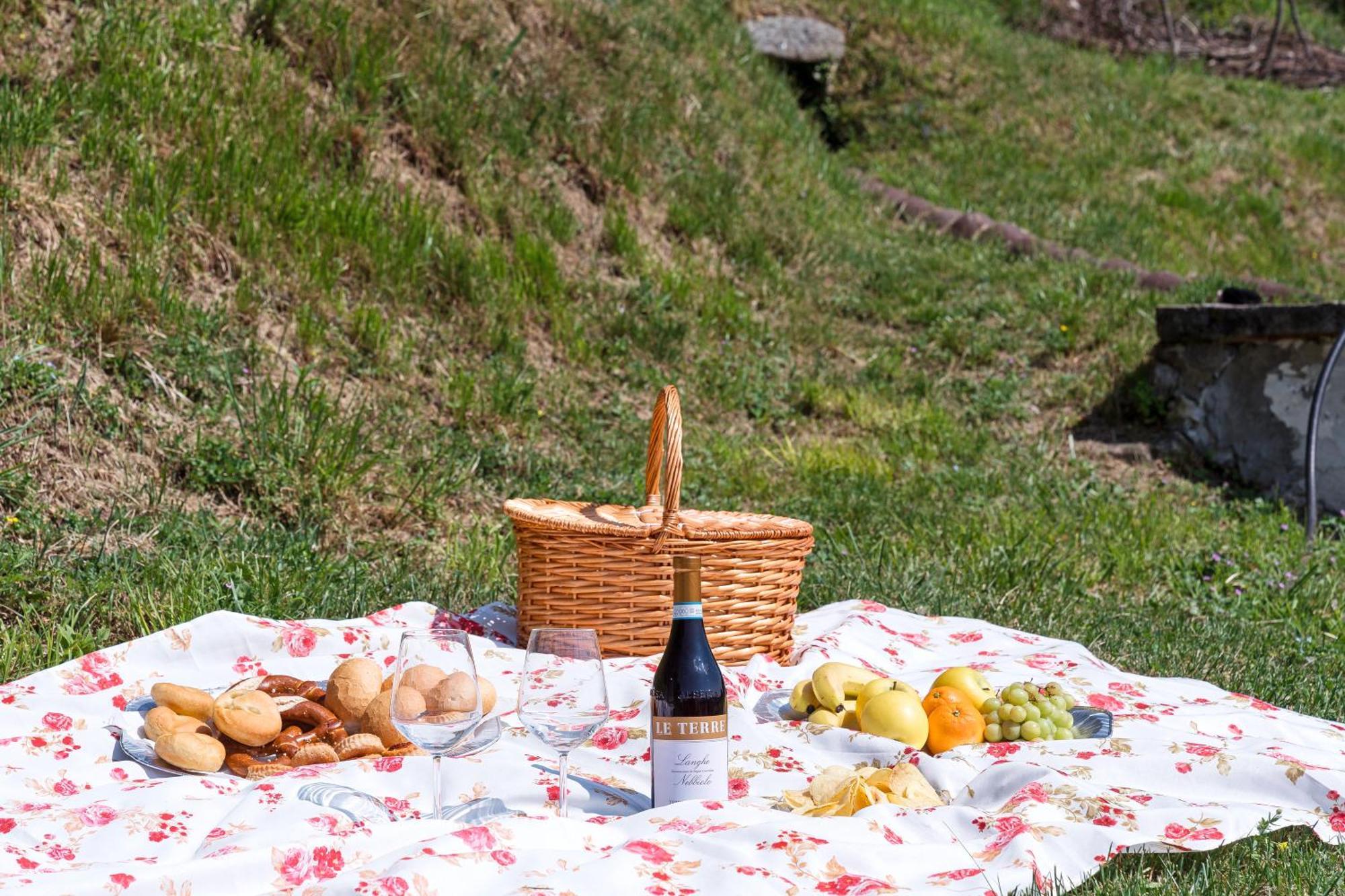 B&B La Corte And Home Restaurant - Free Parking - 10 Minutes To The Lake And Centre Como Luaran gambar