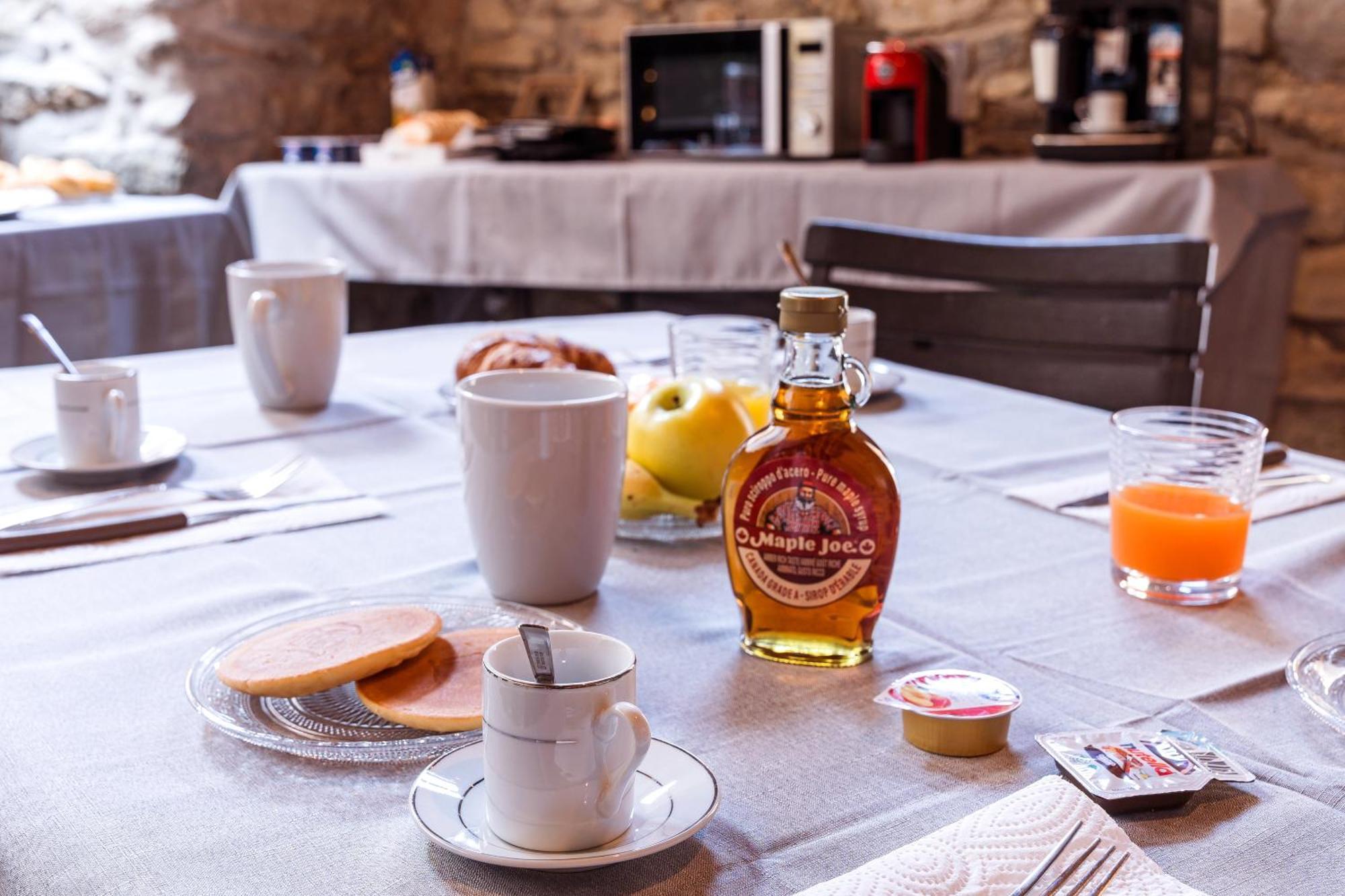 B&B La Corte And Home Restaurant - Free Parking - 10 Minutes To The Lake And Centre Como Luaran gambar