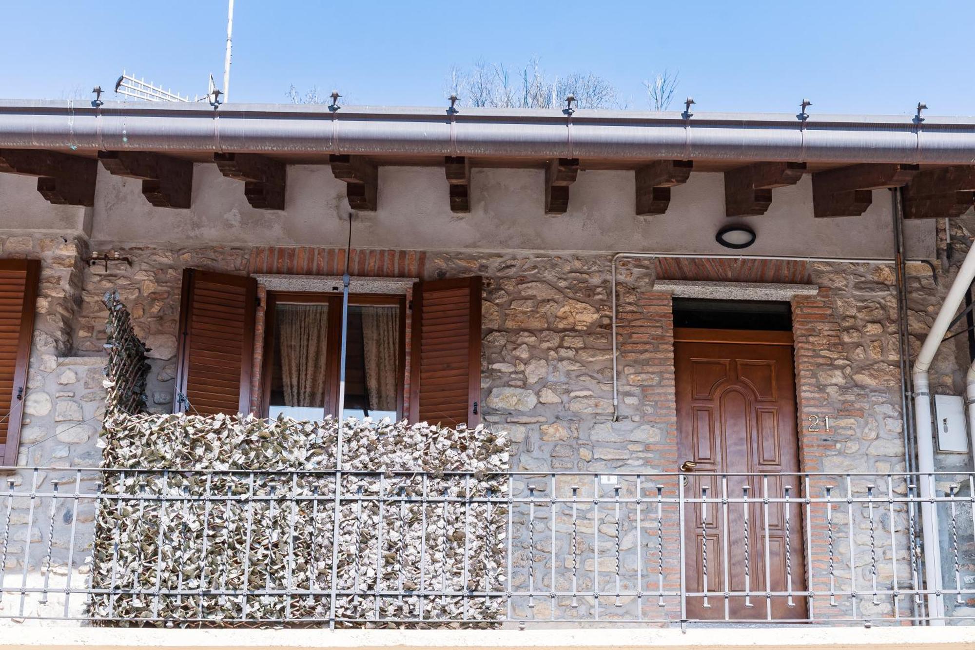 B&B La Corte And Home Restaurant - Free Parking - 10 Minutes To The Lake And Centre Como Luaran gambar