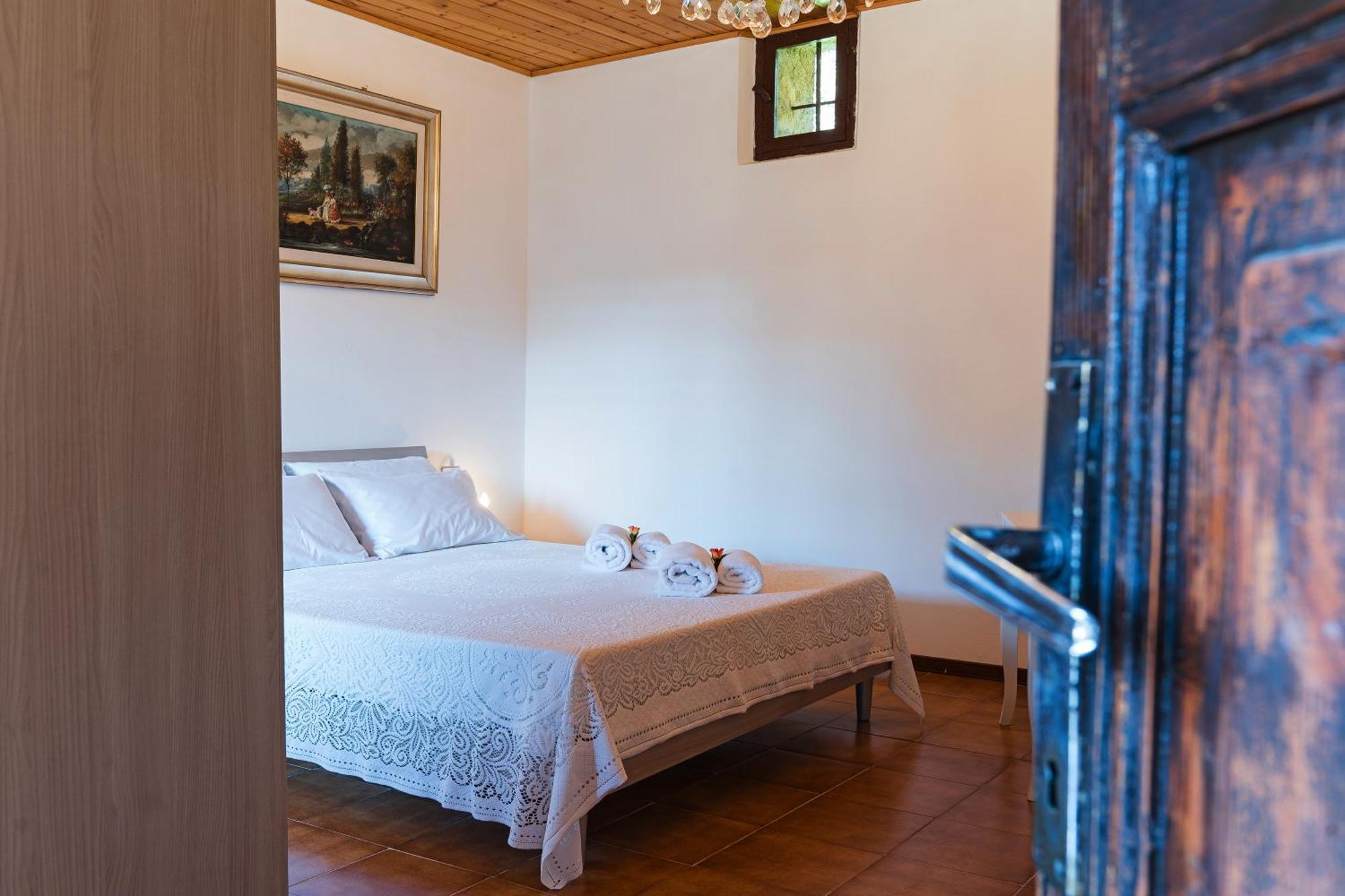 B&B La Corte And Home Restaurant - Free Parking - 10 Minutes To The Lake And Centre Como Luaran gambar